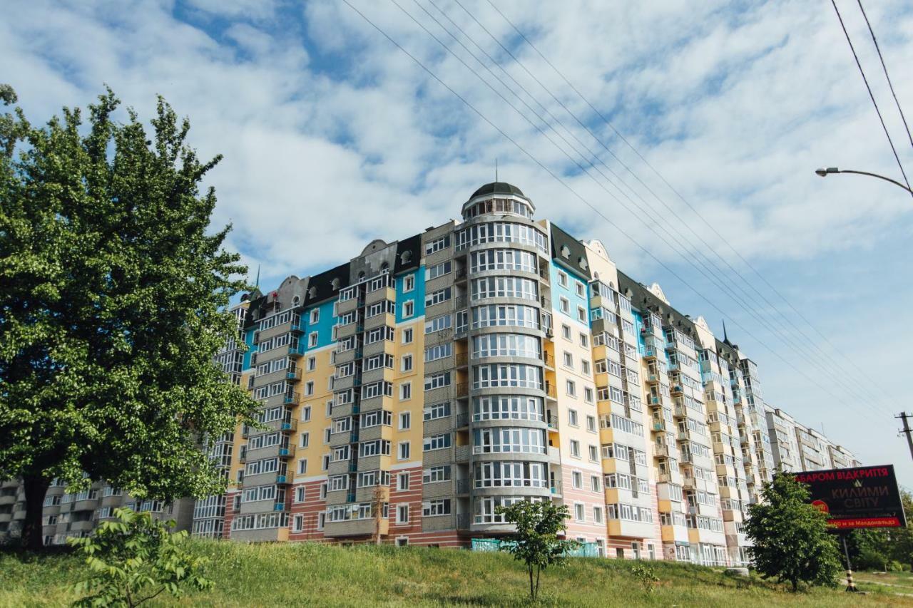 Апартаменты возле ТЦ Лавина 1 этаж Суми Екстер'єр фото